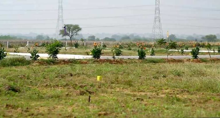150 sq yards plots are available in Shamshabad